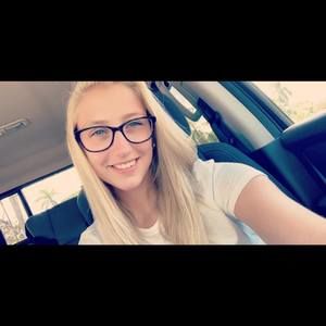 Meet your Posher, Melanie